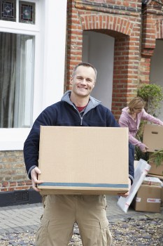 Customer raising a complaint about a removal service issue