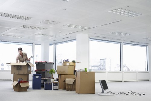 Packing and loading support for a Finchley flat or house move